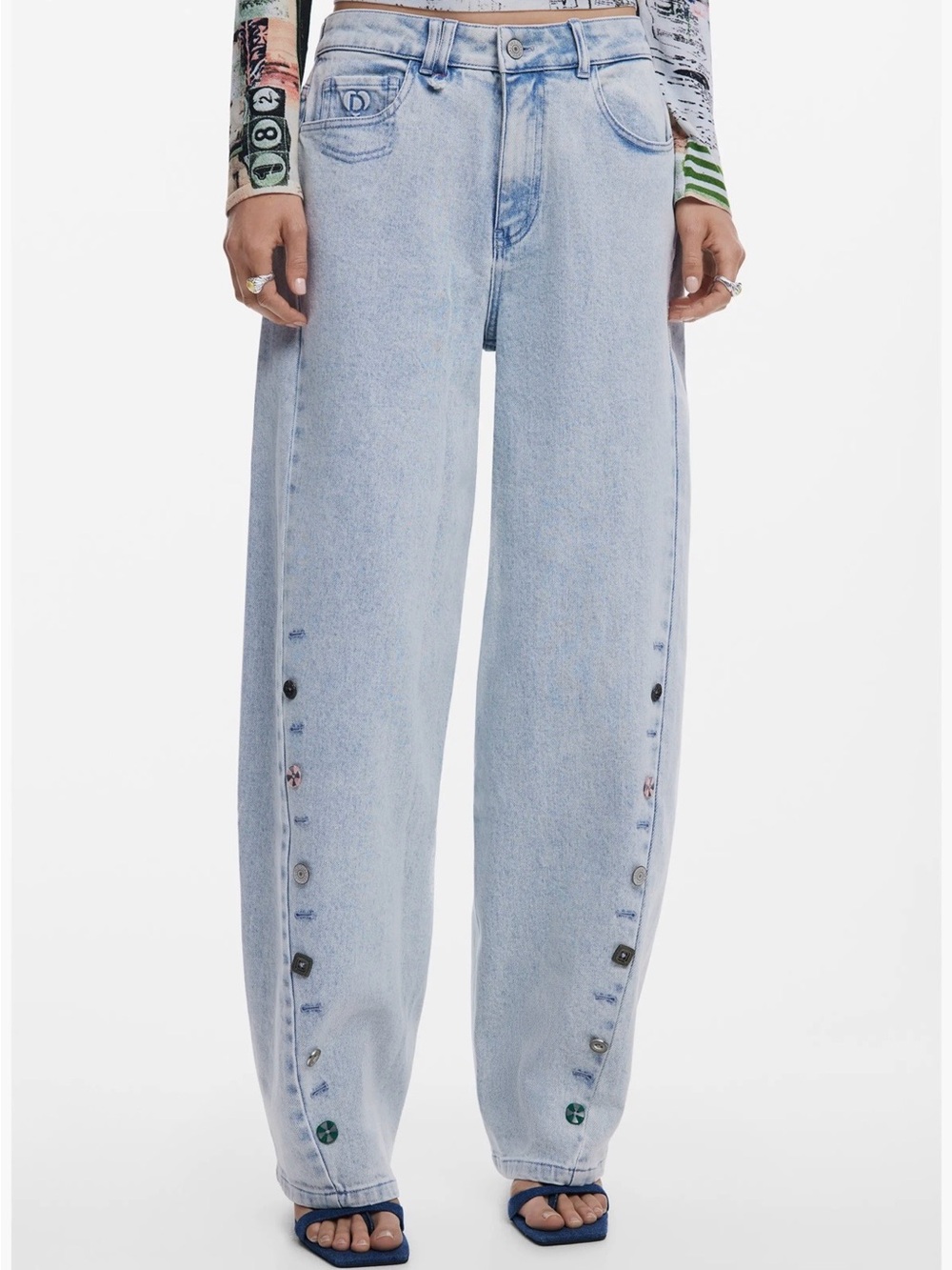 Desigual Barrel Leg Jeans. Size 40.